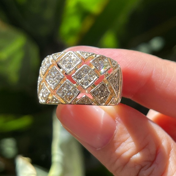 Diamanté crystal set gold and silver tone wide size 8 band ring - Picture 15 of 15